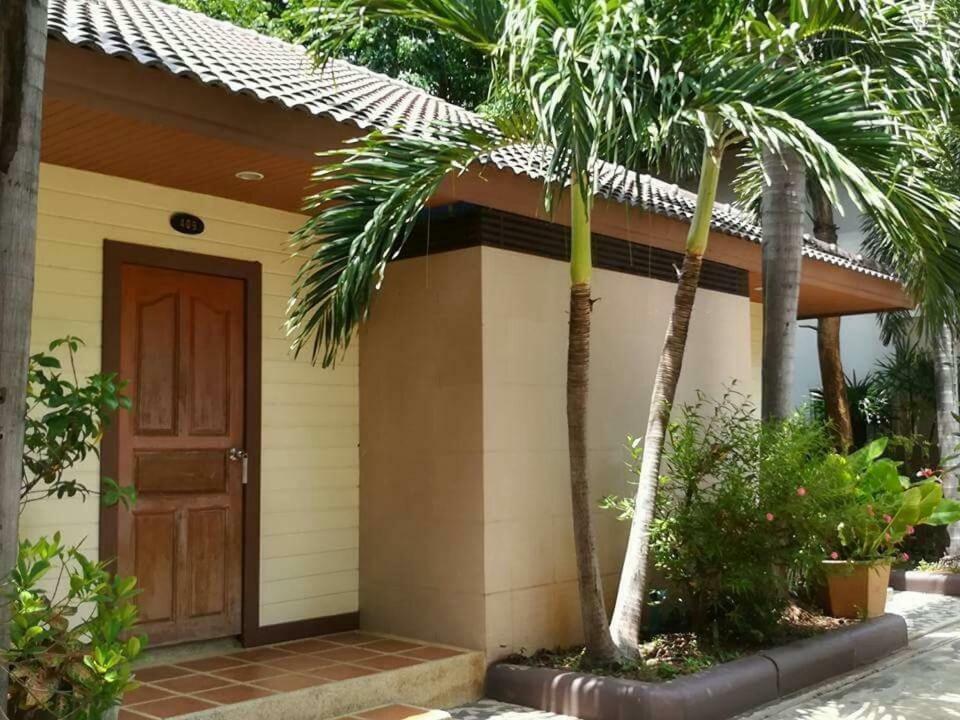 Pluluang Mansion Hotel U Thong Luaran gambar